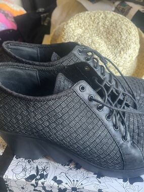 Zee Alexis black woven heels